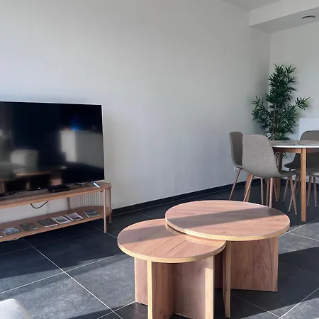 Paradis Express Neuf Face Aux Guillemins Apartment Liege