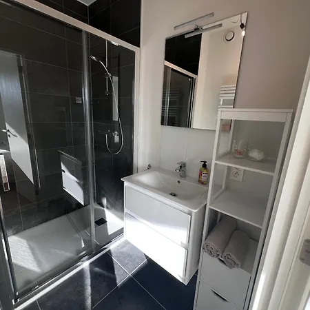 Apartment Paradis Express Neuf Face Aux Guillemins *